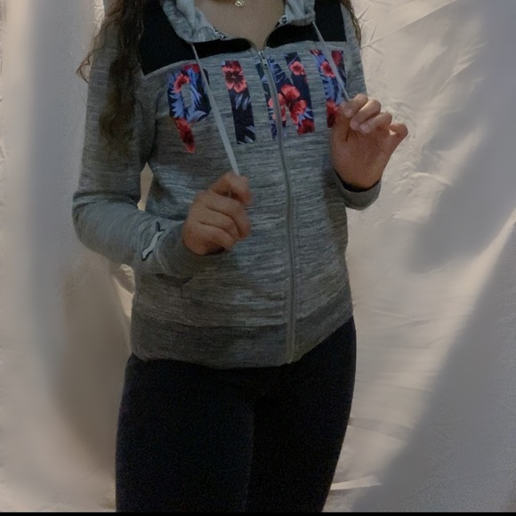 PINK sweater - Picture 1 of 1